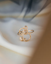 Load image into Gallery viewer, Wire Initial Ring